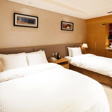 Sol Beach Yangyang Ngoại thất bức ảnh