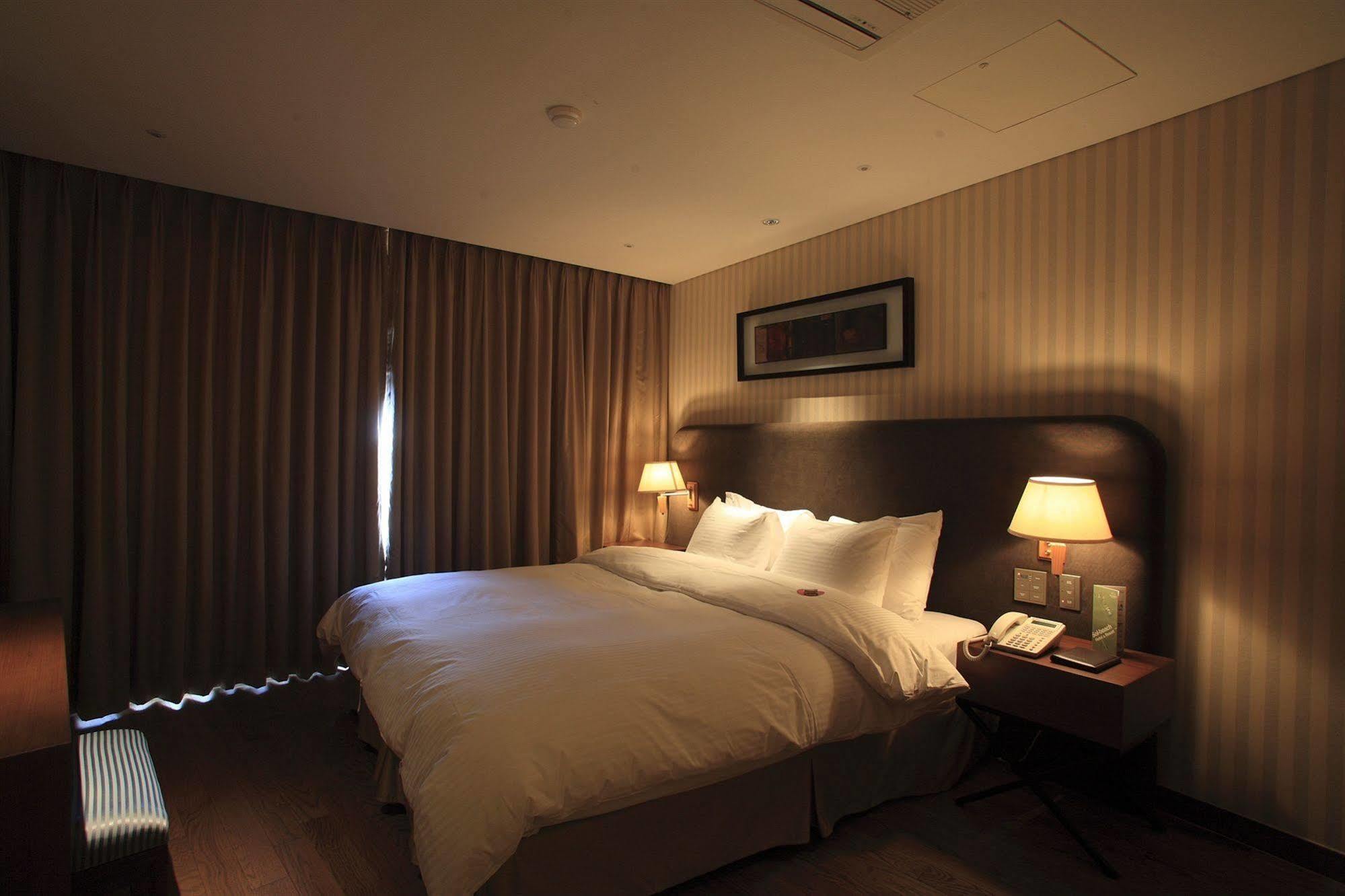 Sol Beach Yangyang Ngoại thất bức ảnh